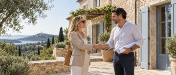 Inženjer i strani investitor dogovaraju adaptaciju kuće u Istri