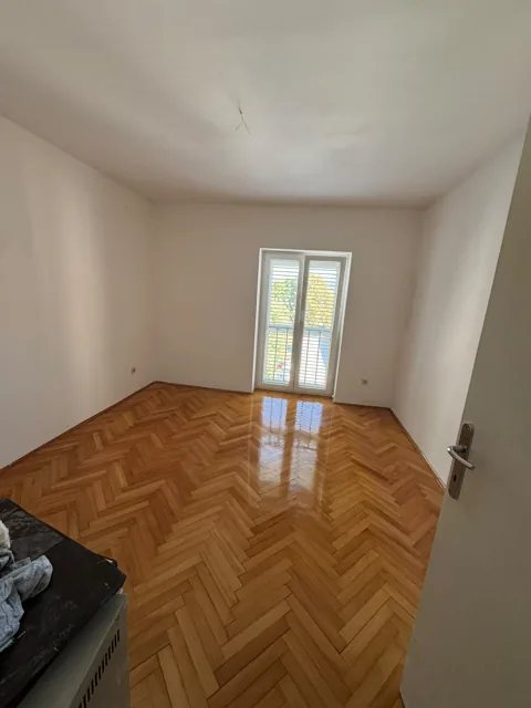 Izvedeni soboslikarski radovi u stanu u Pazinu