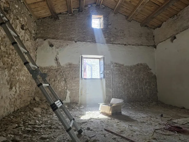 Prostor kuće tijekom radova u Šišanu